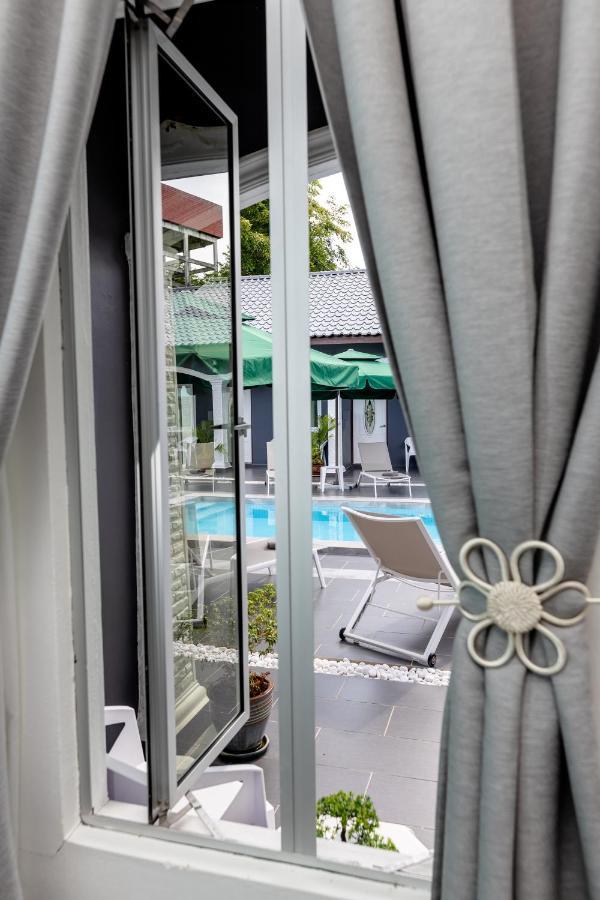 Cenang Rooms With Pool By Virgo Star Resort بانتايْ تْشينانغ المظهر الخارجي الصورة