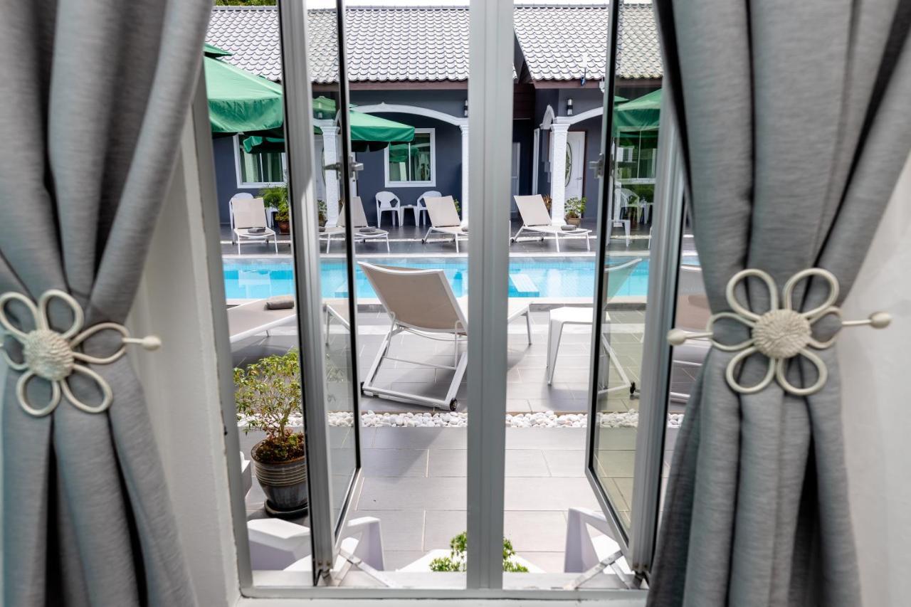 Cenang Rooms With Pool By Virgo Star Resort بانتايْ تْشينانغ المظهر الخارجي الصورة